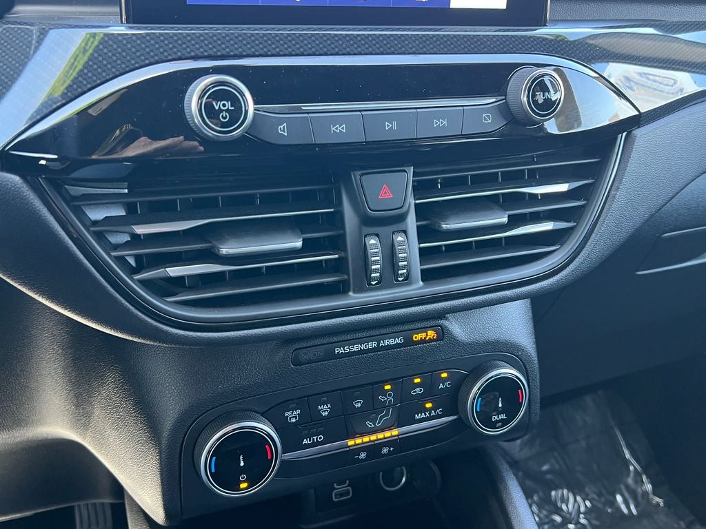 2025 Ford Escape Hybrid ST-Line