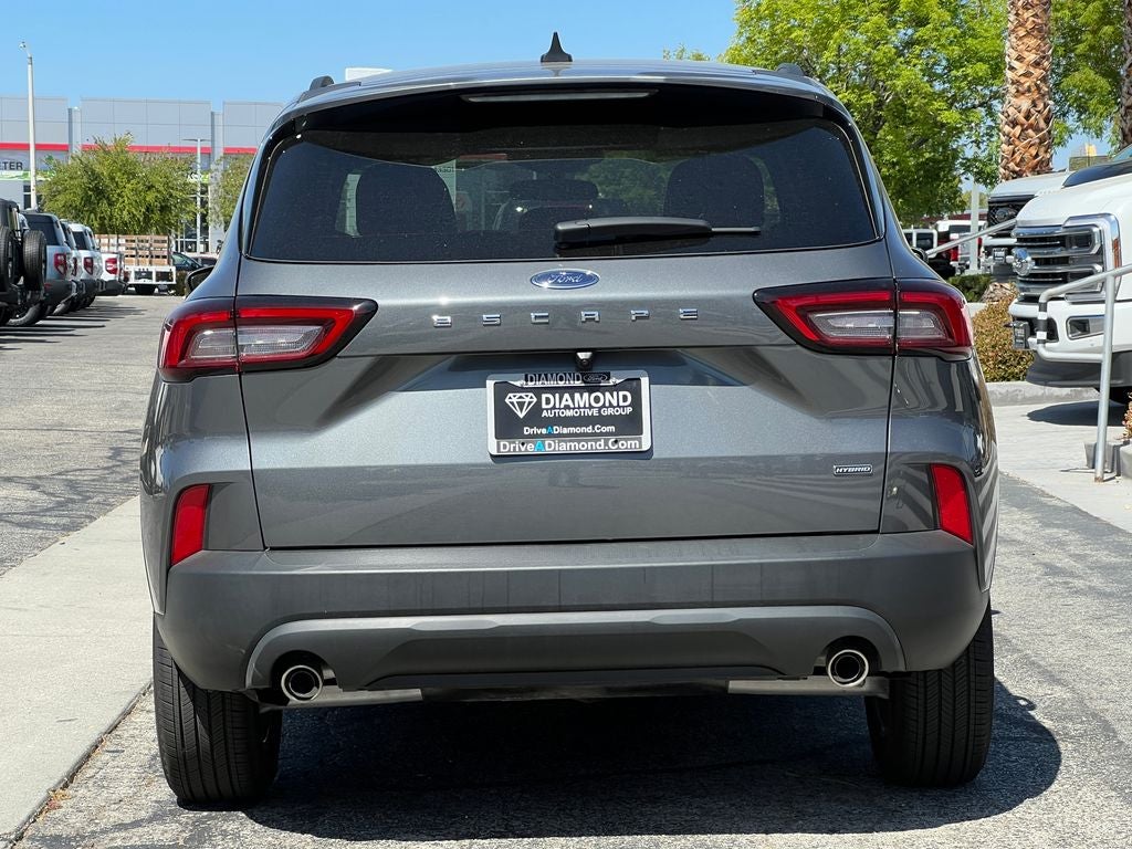 2025 Ford Escape Hybrid ST-Line