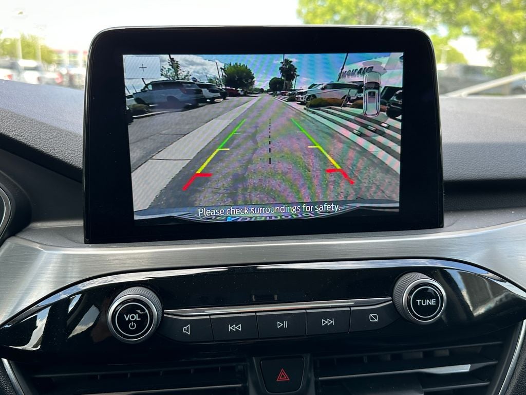 2022 Ford Escape Titanium