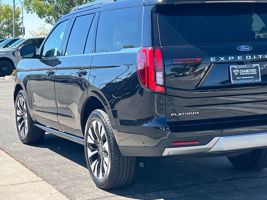 2025 Ford Expedition Platinum
