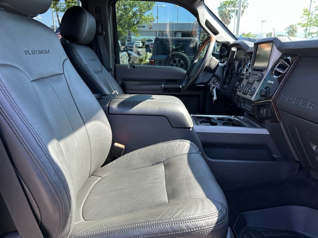 2016 Ford F-350SD Platinum DRW