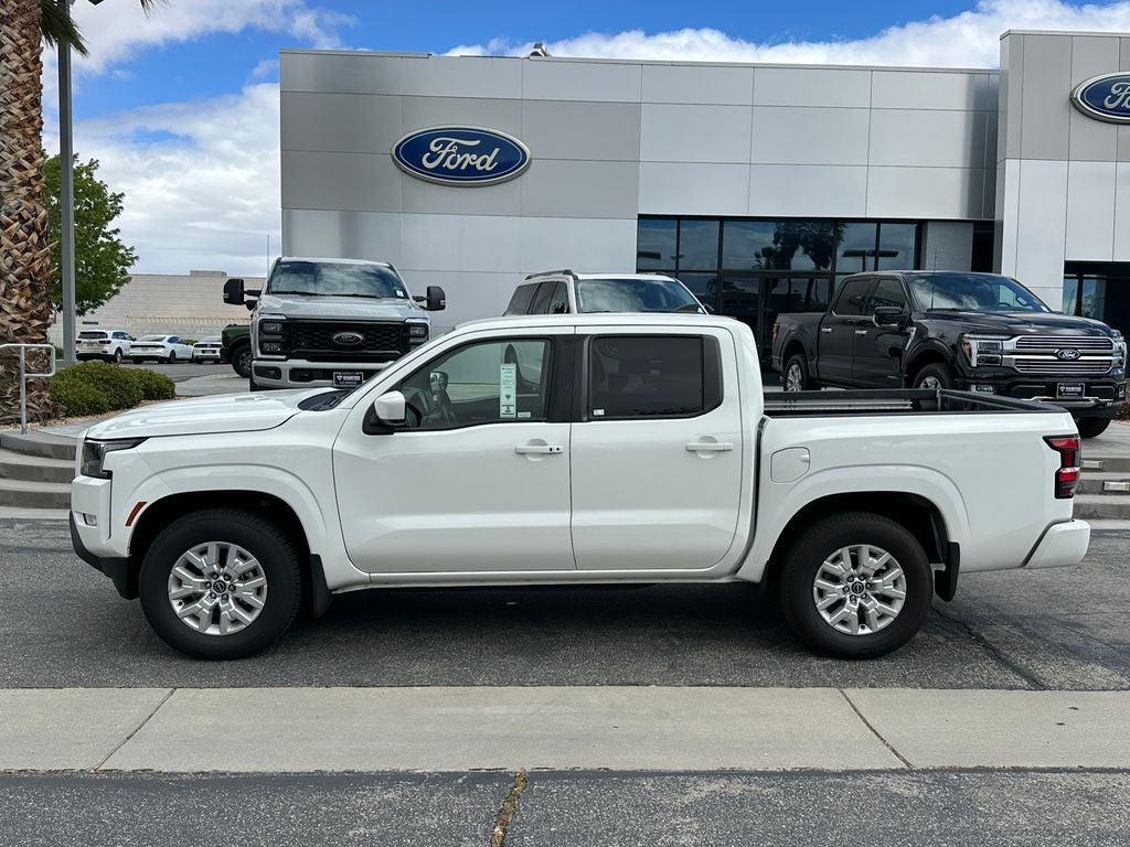 2024 Nissan Frontier SV