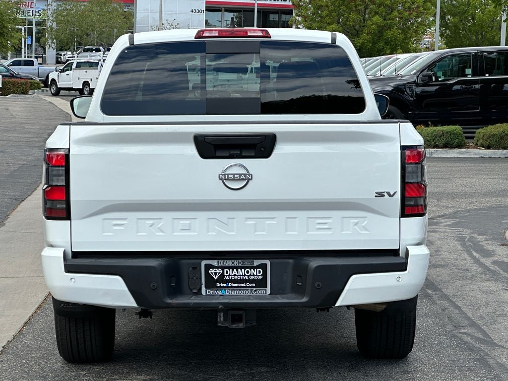 2024 Nissan Frontier SV
