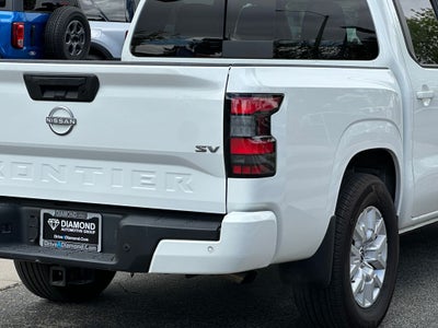 2024 Nissan Frontier SV