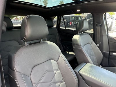 2024 Volkswagen Atlas Cross Sport 2.0T SE w/Technology