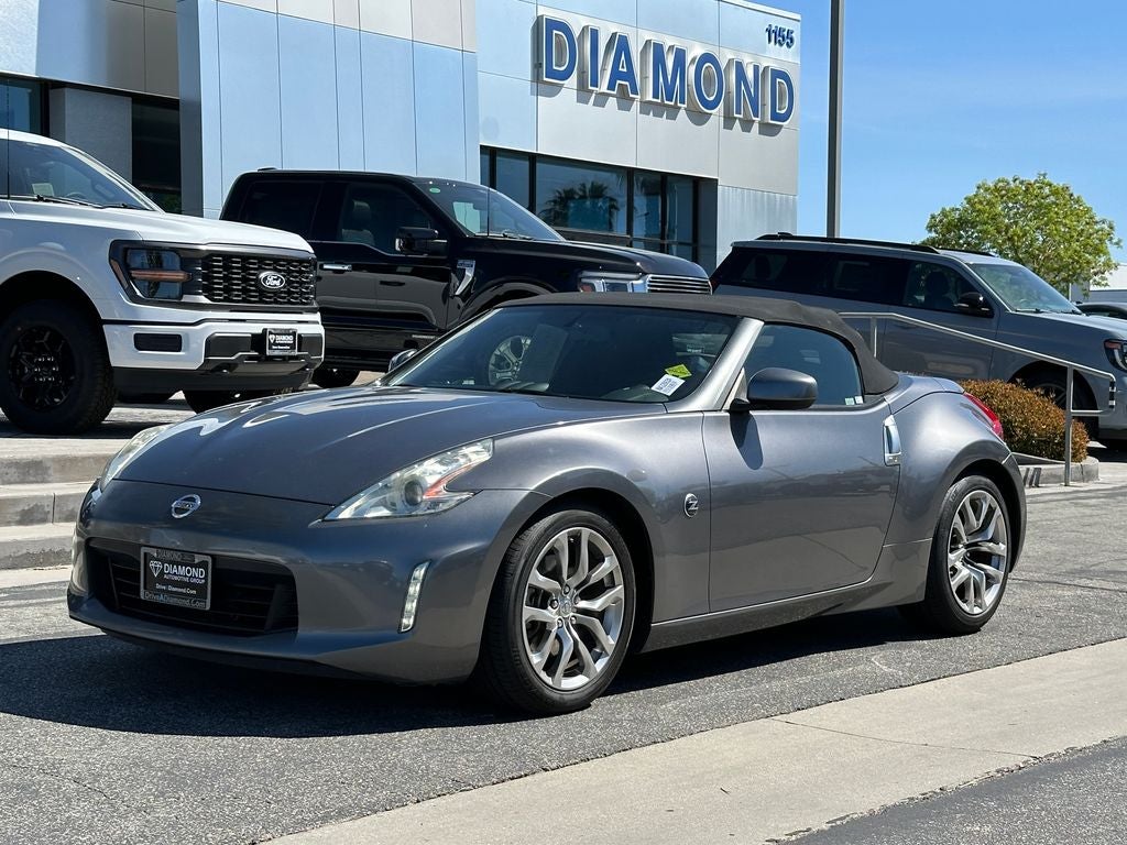 2014 Nissan 370Z Base
