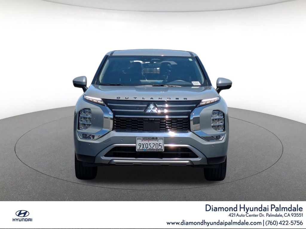 2025 Mitsubishi Outlander SE