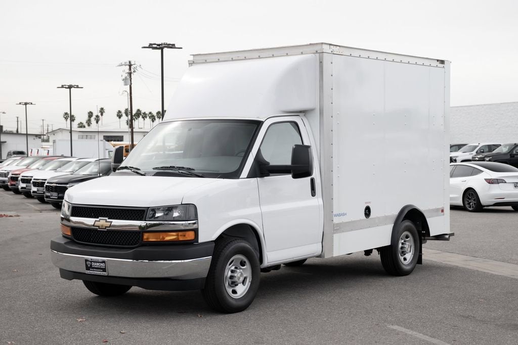 2024 Chevrolet Express Cutaway 3500 1WT