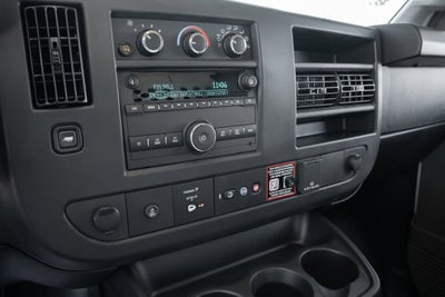 2025 Chevrolet Express Cargo WT