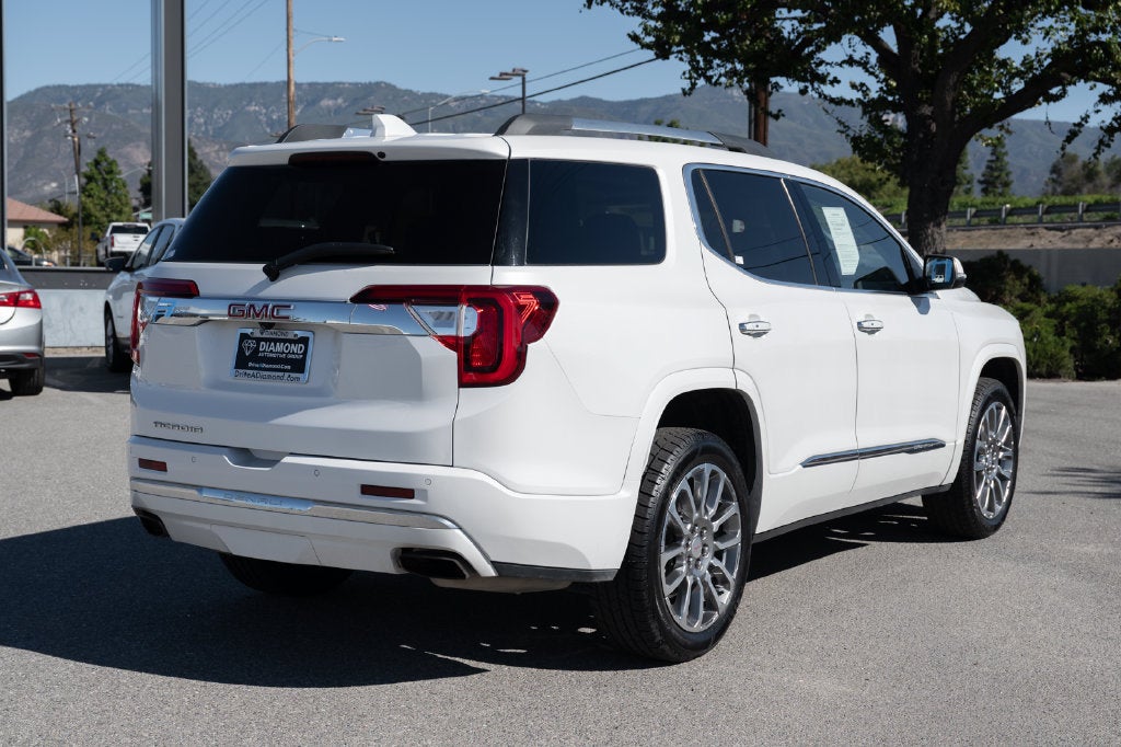2023 GMC Acadia Denali