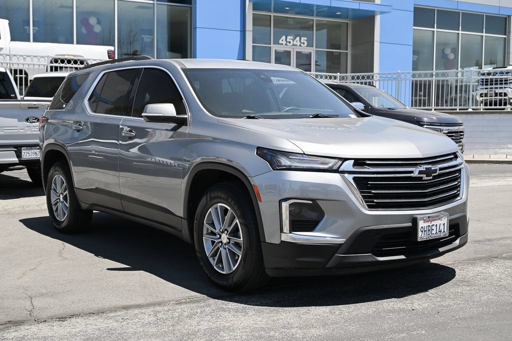 2023 Chevrolet Traverse LT Cloth