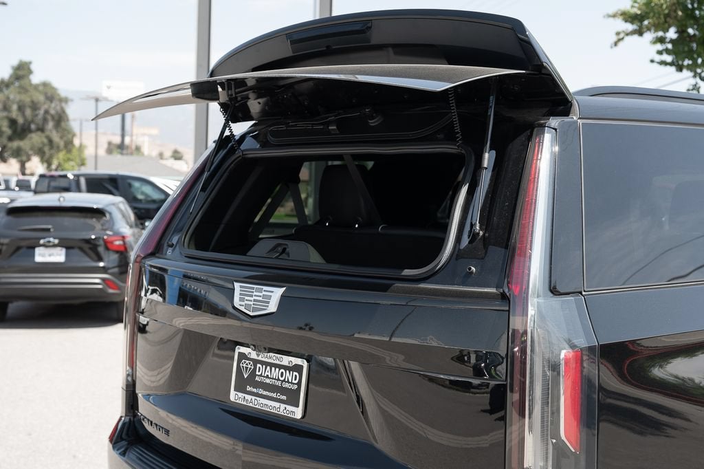 2023 Cadillac Escalade 4WD Sport Platinum