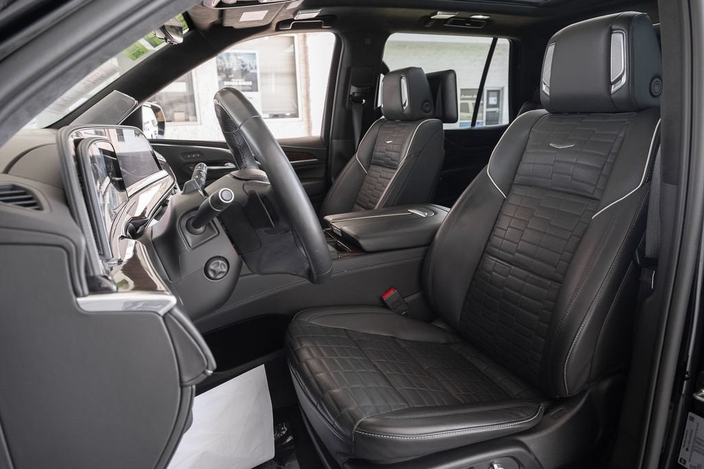 2023 Cadillac Escalade 4WD Sport Platinum