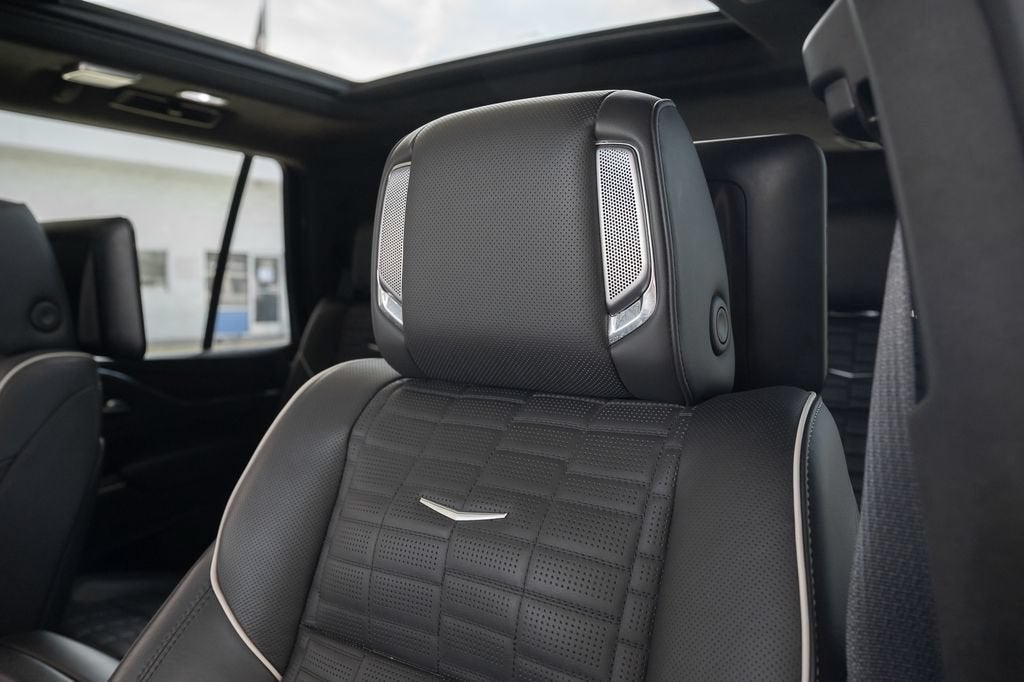 2023 Cadillac Escalade 4WD Sport Platinum