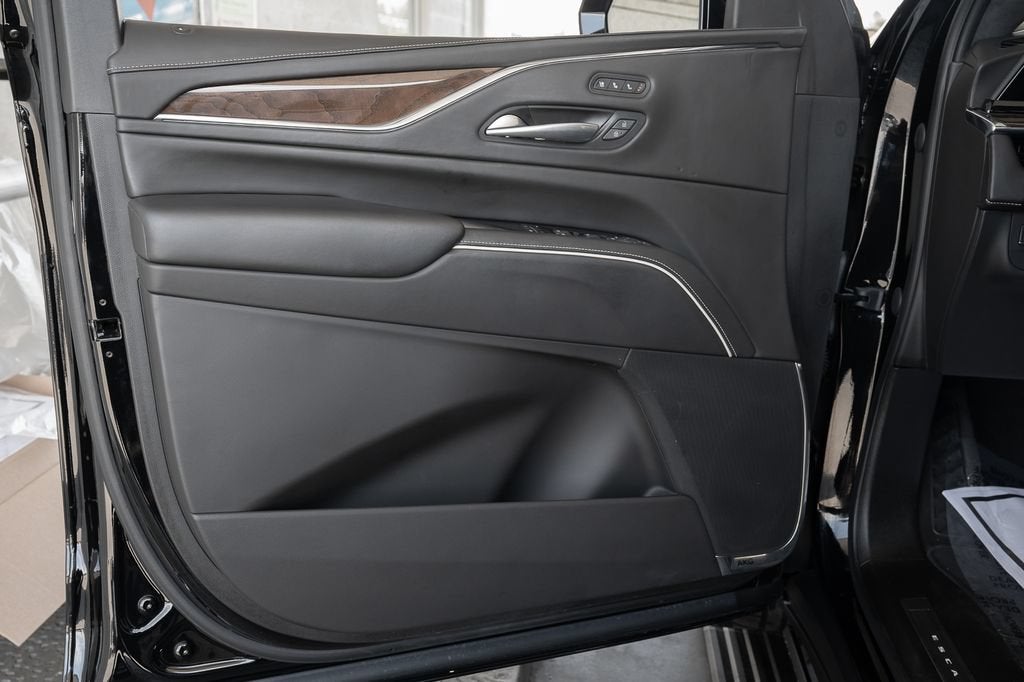 2023 Cadillac Escalade 4WD Sport Platinum
