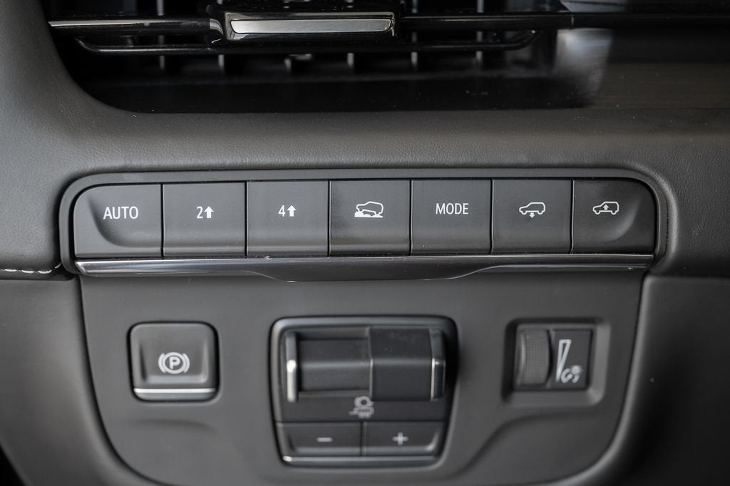 2023 Cadillac Escalade 4WD Sport Platinum