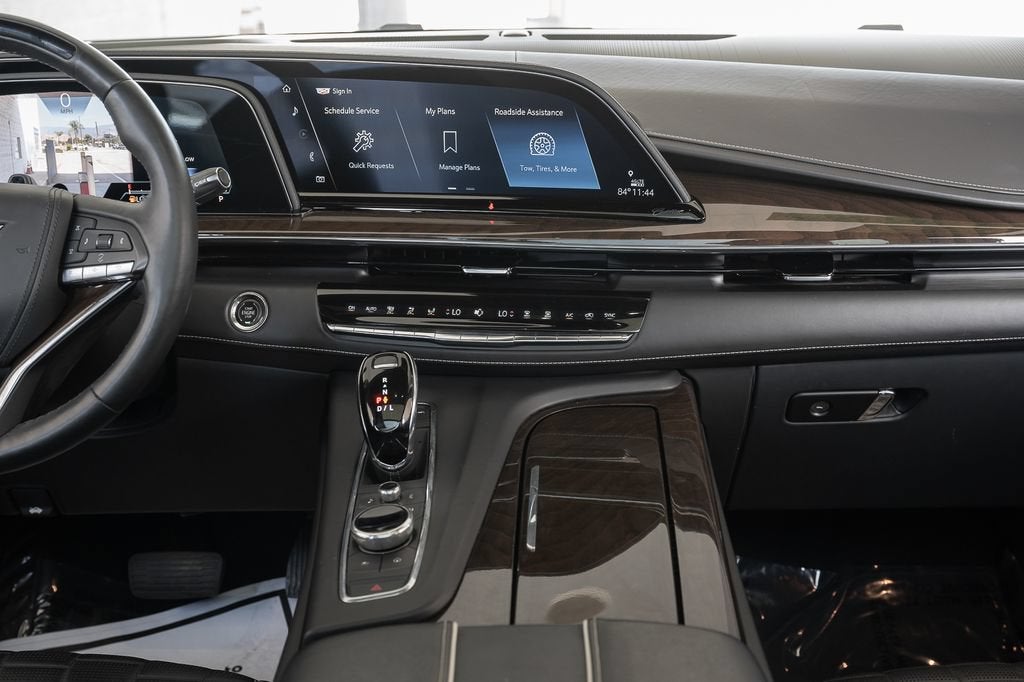 2023 Cadillac Escalade 4WD Sport Platinum