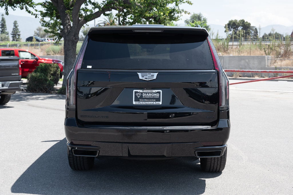 2023 Cadillac Escalade 4WD Sport Platinum