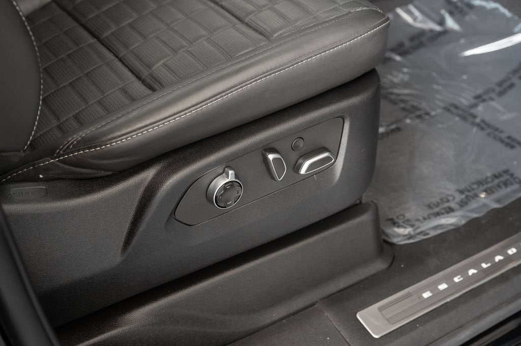 2023 Cadillac Escalade 4WD Sport Platinum