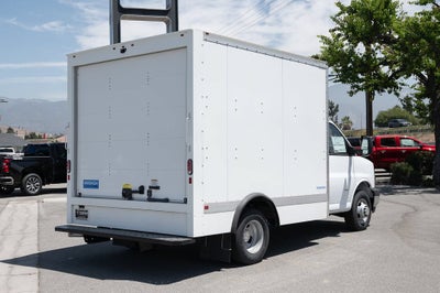 2024 Chevrolet Express Cutaway 3500 1WT
