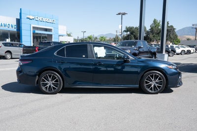 2021 Toyota Camry SE Nightshade