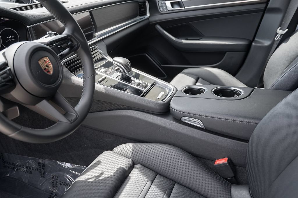 2023 Porsche Panamera NA