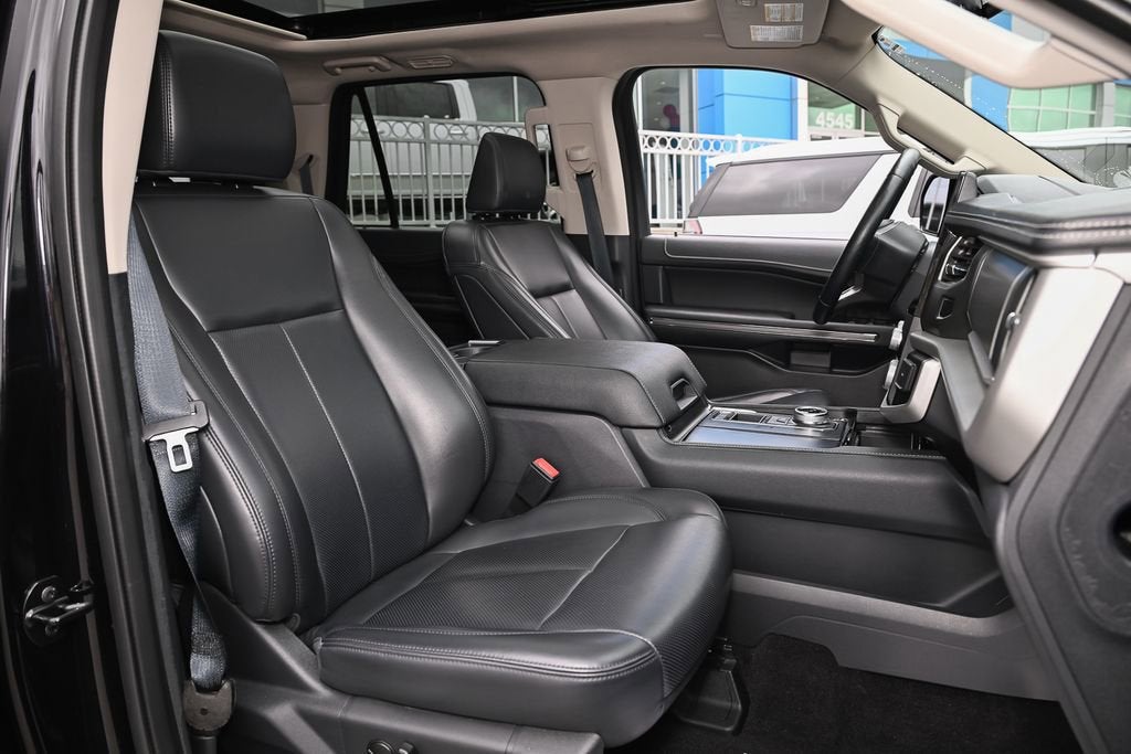 2023 Ford Expedition Max XLT