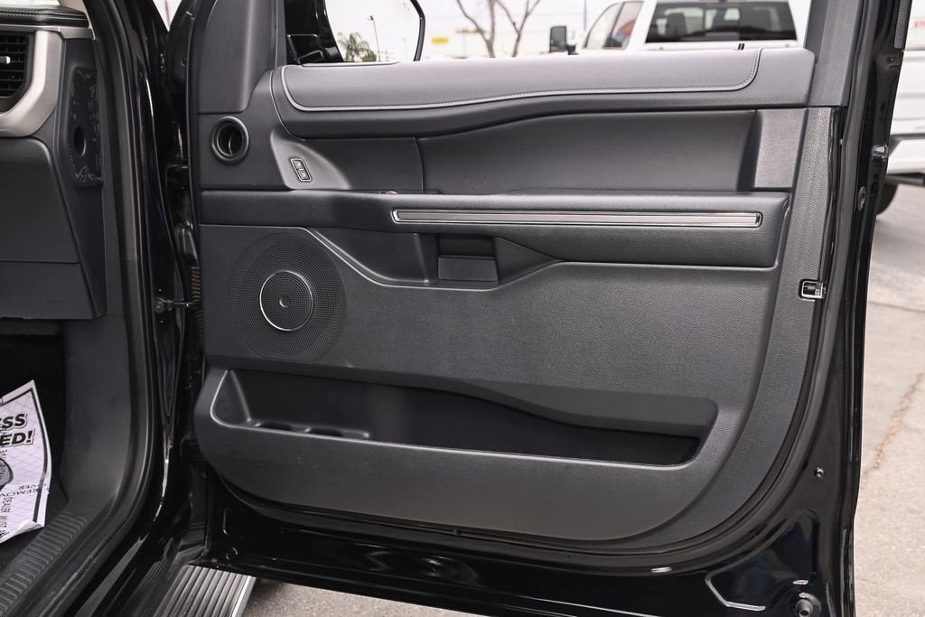 2023 Ford Expedition Max XLT