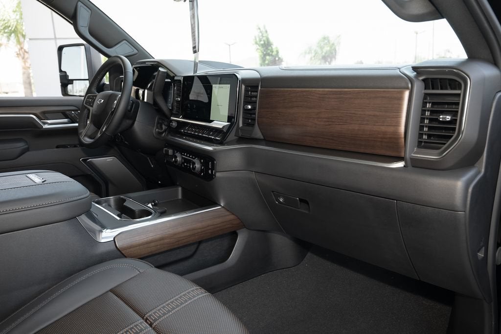 2026 Chevrolet Silverado 3500 HD High Country