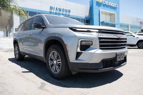 2024 Chevrolet Traverse LT