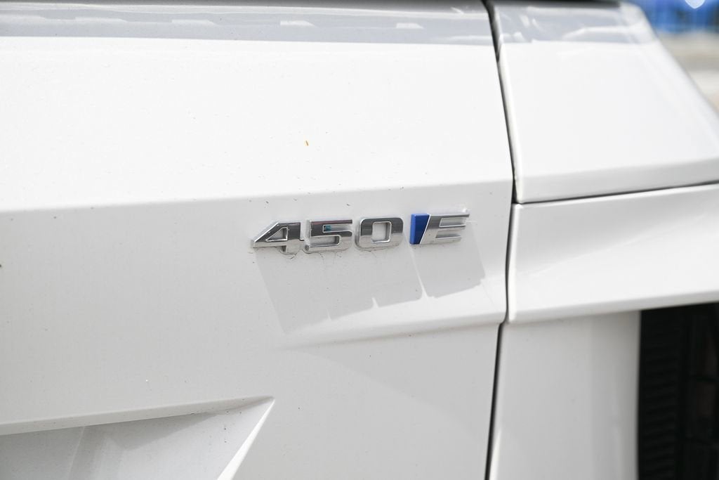 2024 Cadillac LYRIQ Sport 1