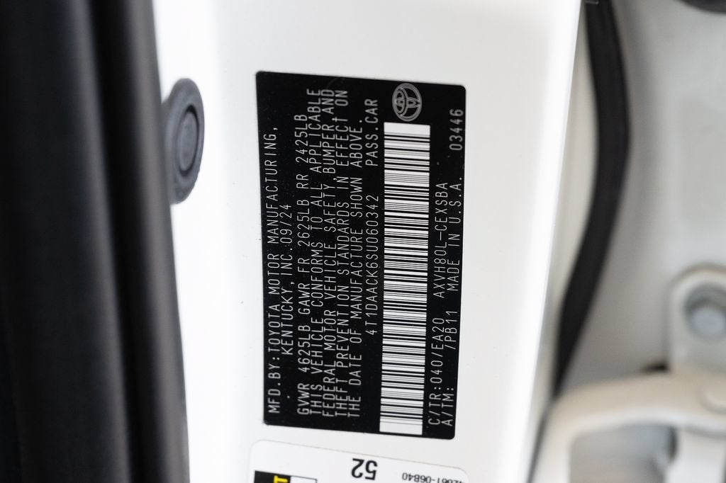2025 Toyota Camry LE