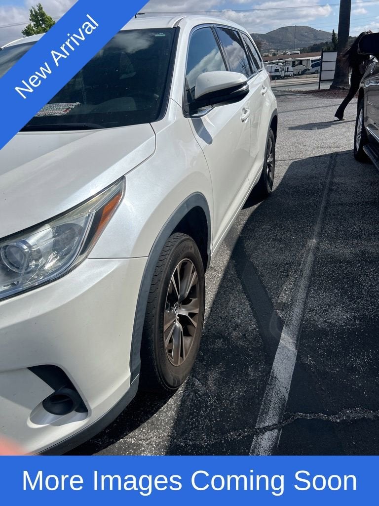 2017 Toyota Highlander LE