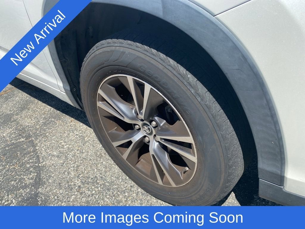 2017 Toyota Highlander LE