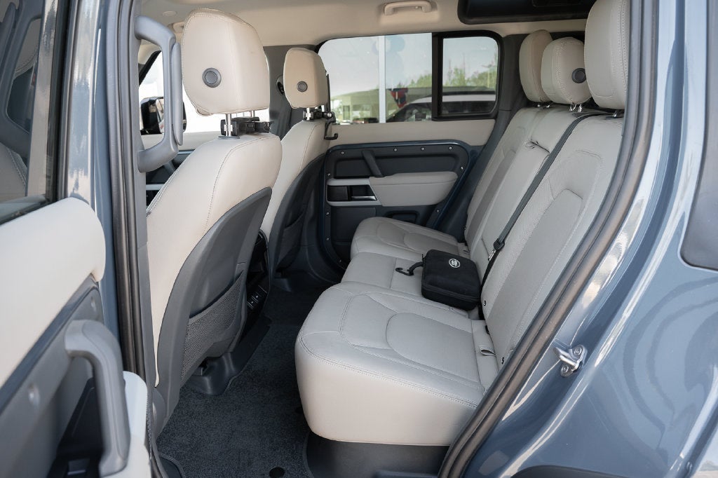 2023 Land Rover Defender S