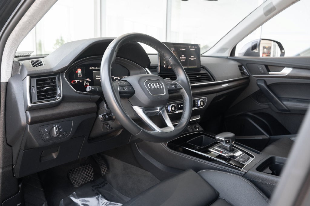2024 Audi Q5 S line Premium Plus